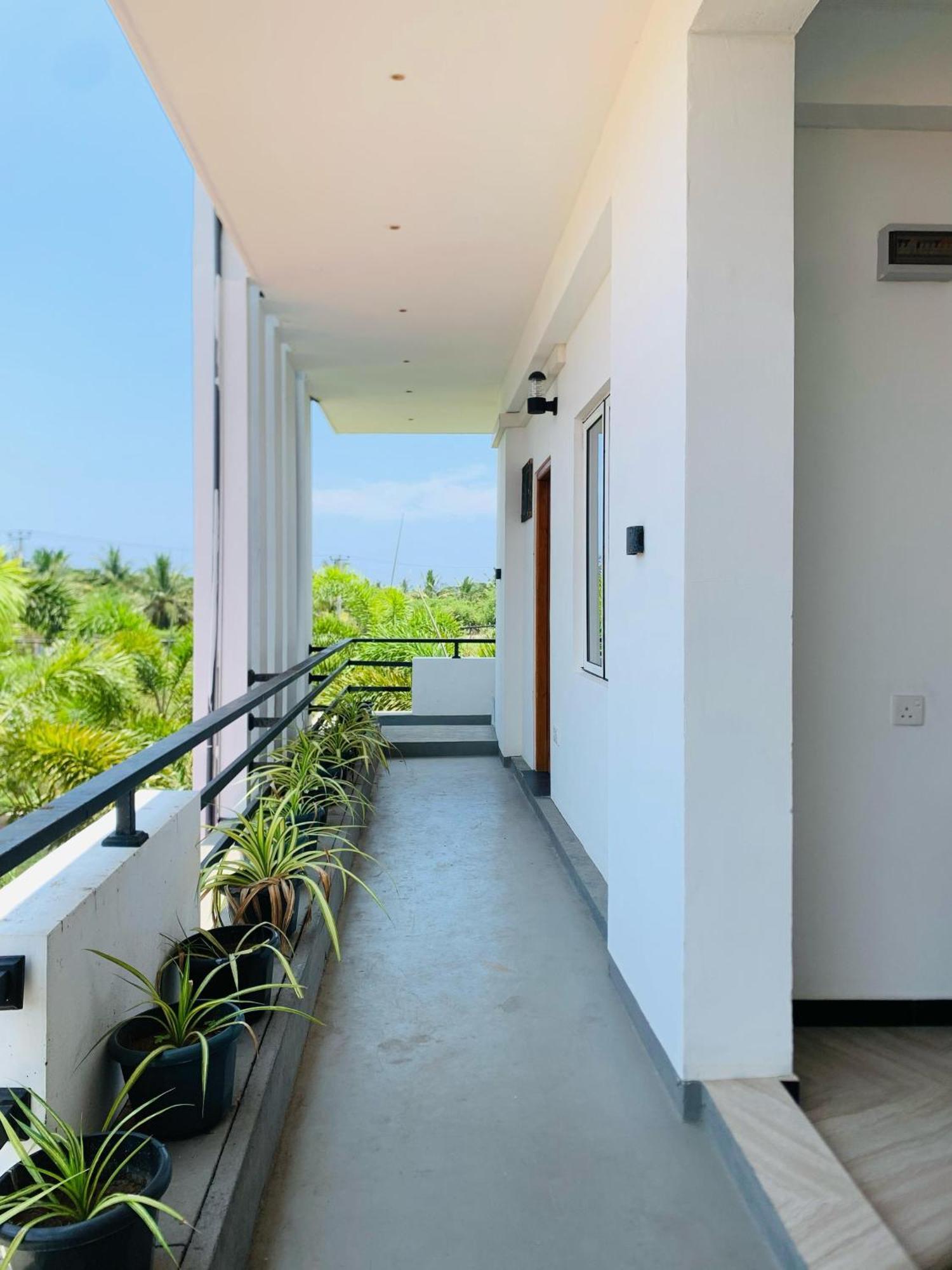 Anukama Resort Нилавели Экстерьер фото